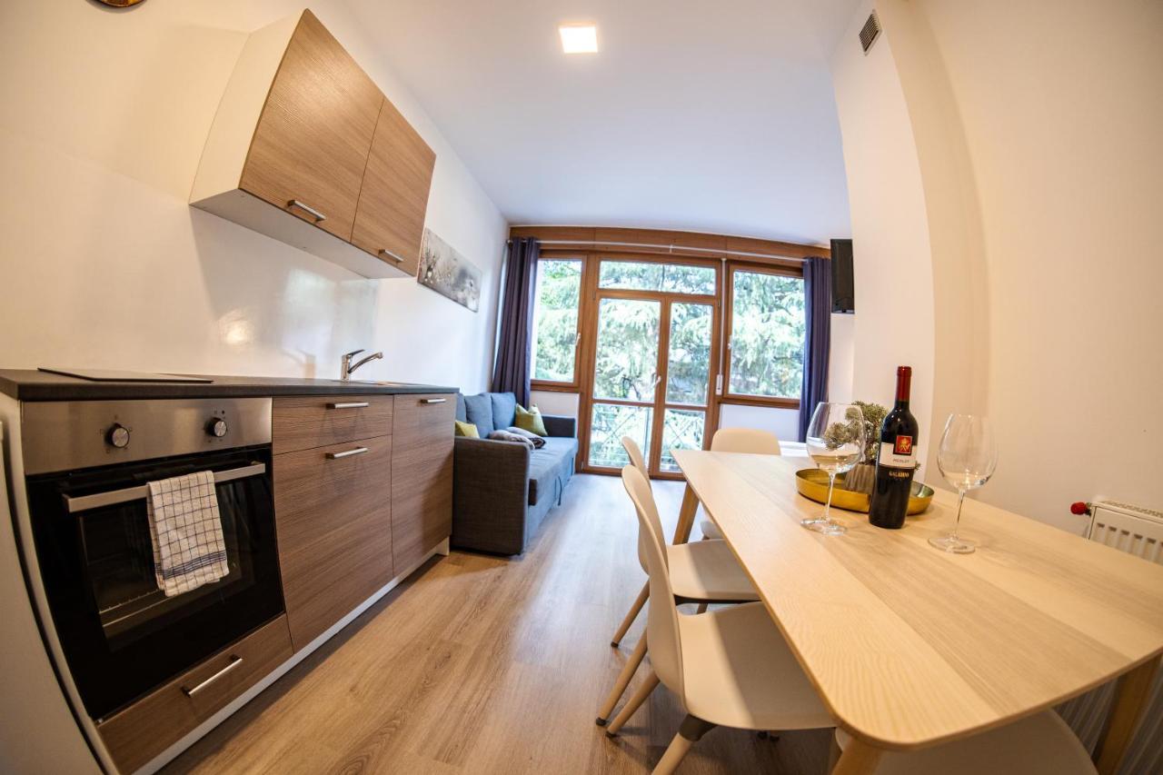 Flow Apartments Winkel Studio Мерано Екстериор снимка