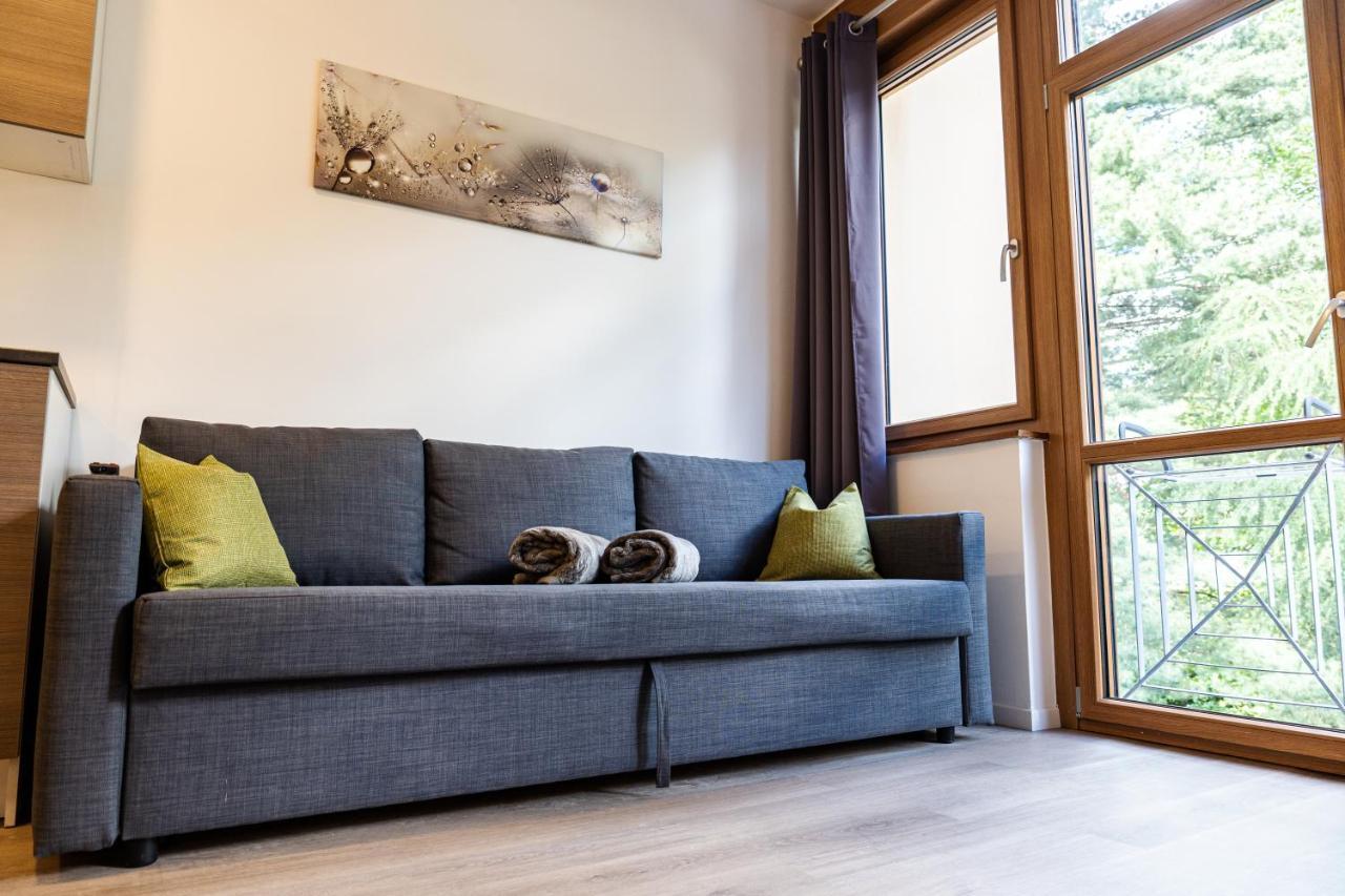 Flow Apartments Winkel Studio Мерано Екстериор снимка